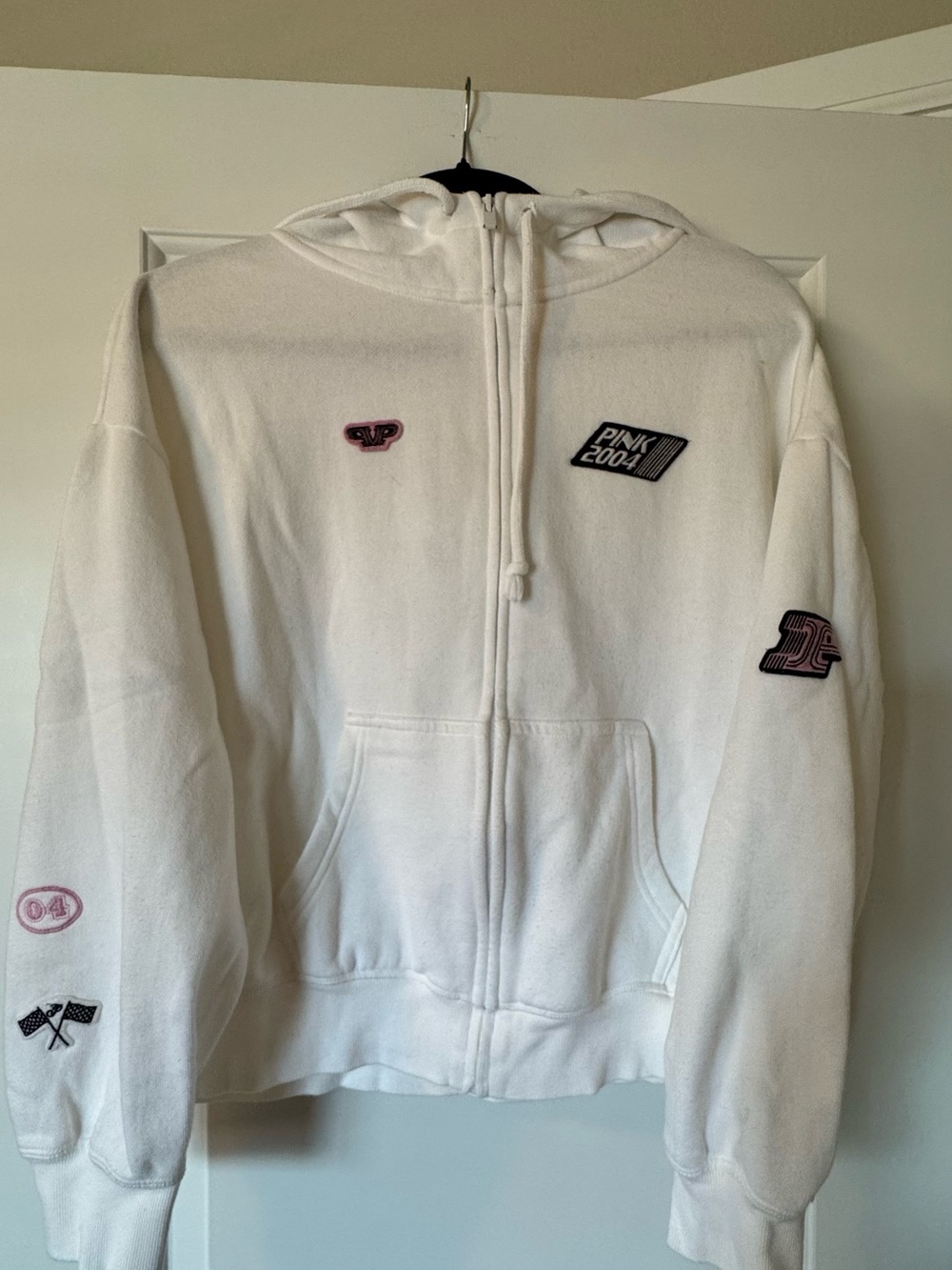 PINK Victoria's Secret White Hoodie & Jogger Set - Picture 3 of 7